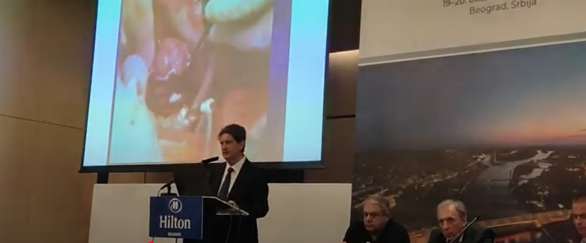 Operativno lečenje tumora bubrega koji invadiraju donju šuplju venu